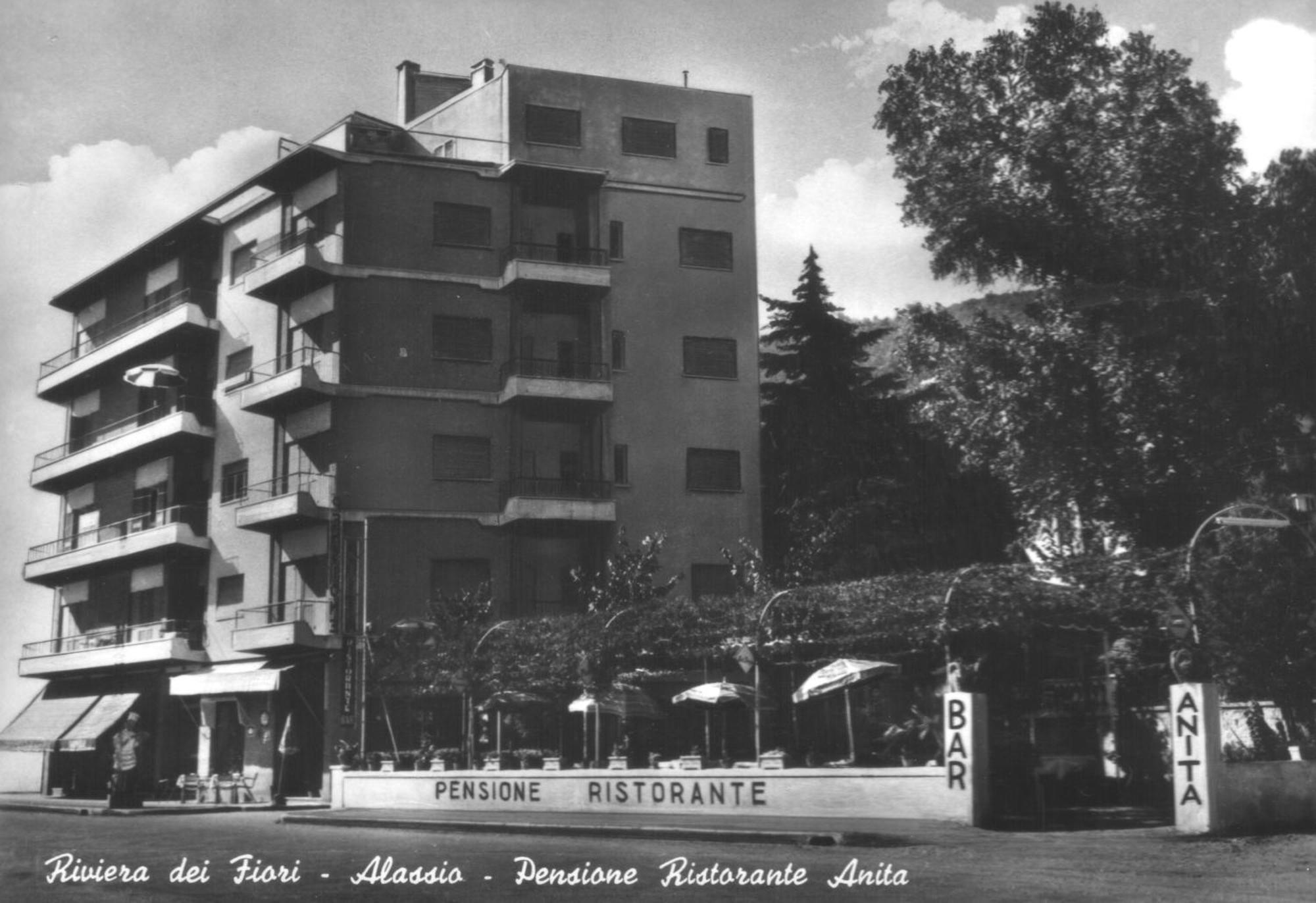 Albergo Anita アラッシオ 部屋 写真