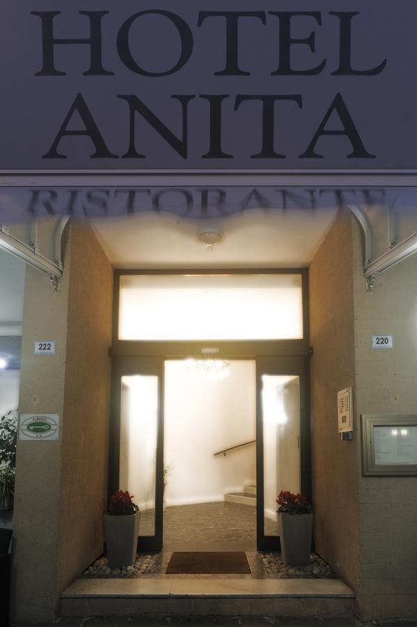 Albergo Anita アラッシオ エクステリア 写真
